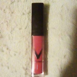 (Must Bundle) V.Kosmetix Lip Cream Shade bubbly (Bundle Only)